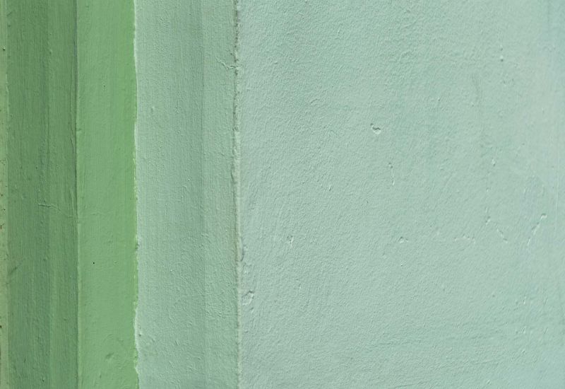 Wand in verschiedenen Grüntönen